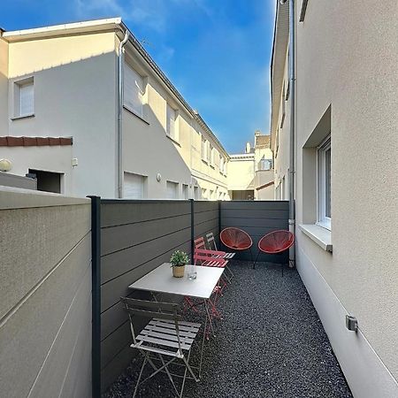 Le Sacre - Centre - Cour Privative - Parking Appartement Reims Buitenkant foto