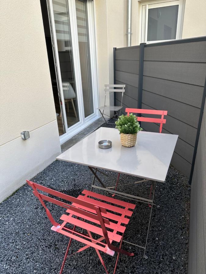 Le Sacre - Centre - Cour Privative - Parking Appartement Reims Buitenkant foto