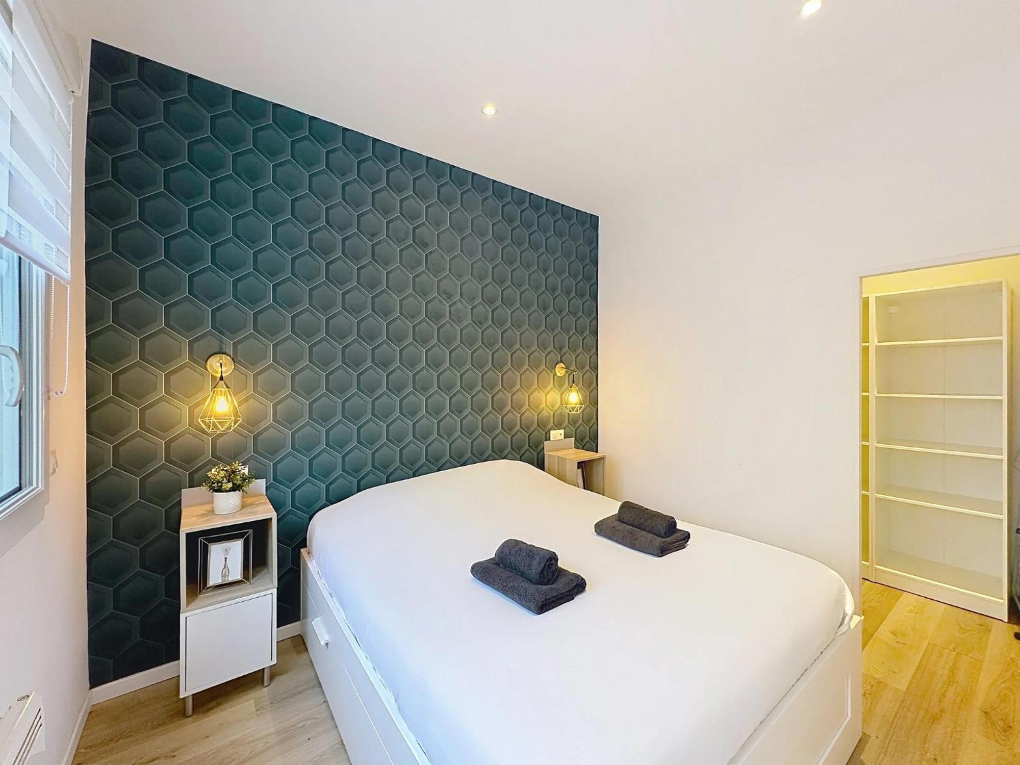 Le Sacre - Centre - Cour Privative - Parking Appartement Reims Buitenkant foto